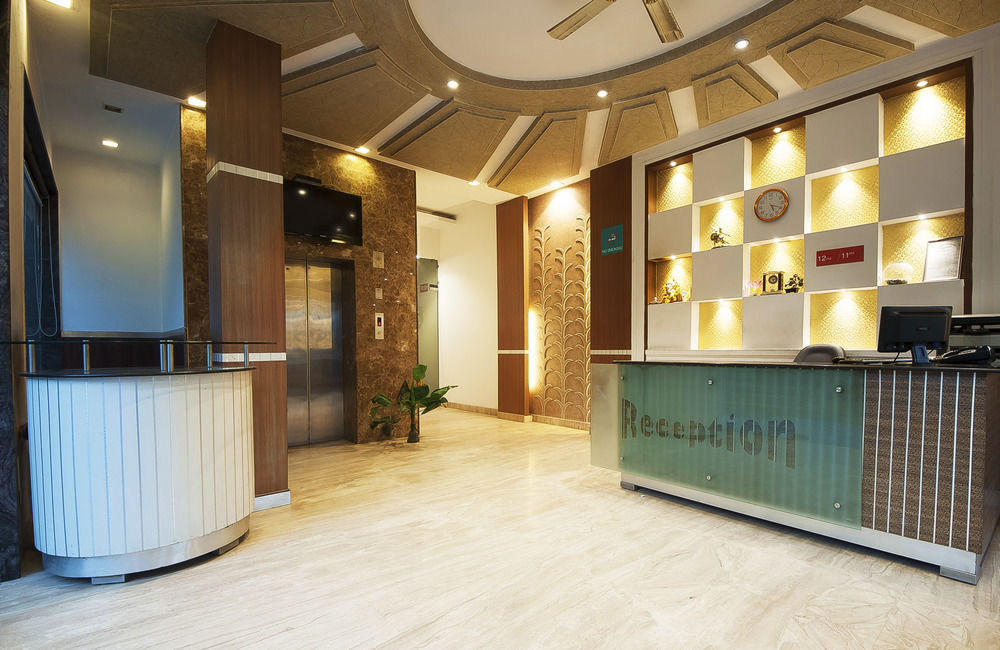 Golden Leaf Hotel New Delhi Eksteriør bilde