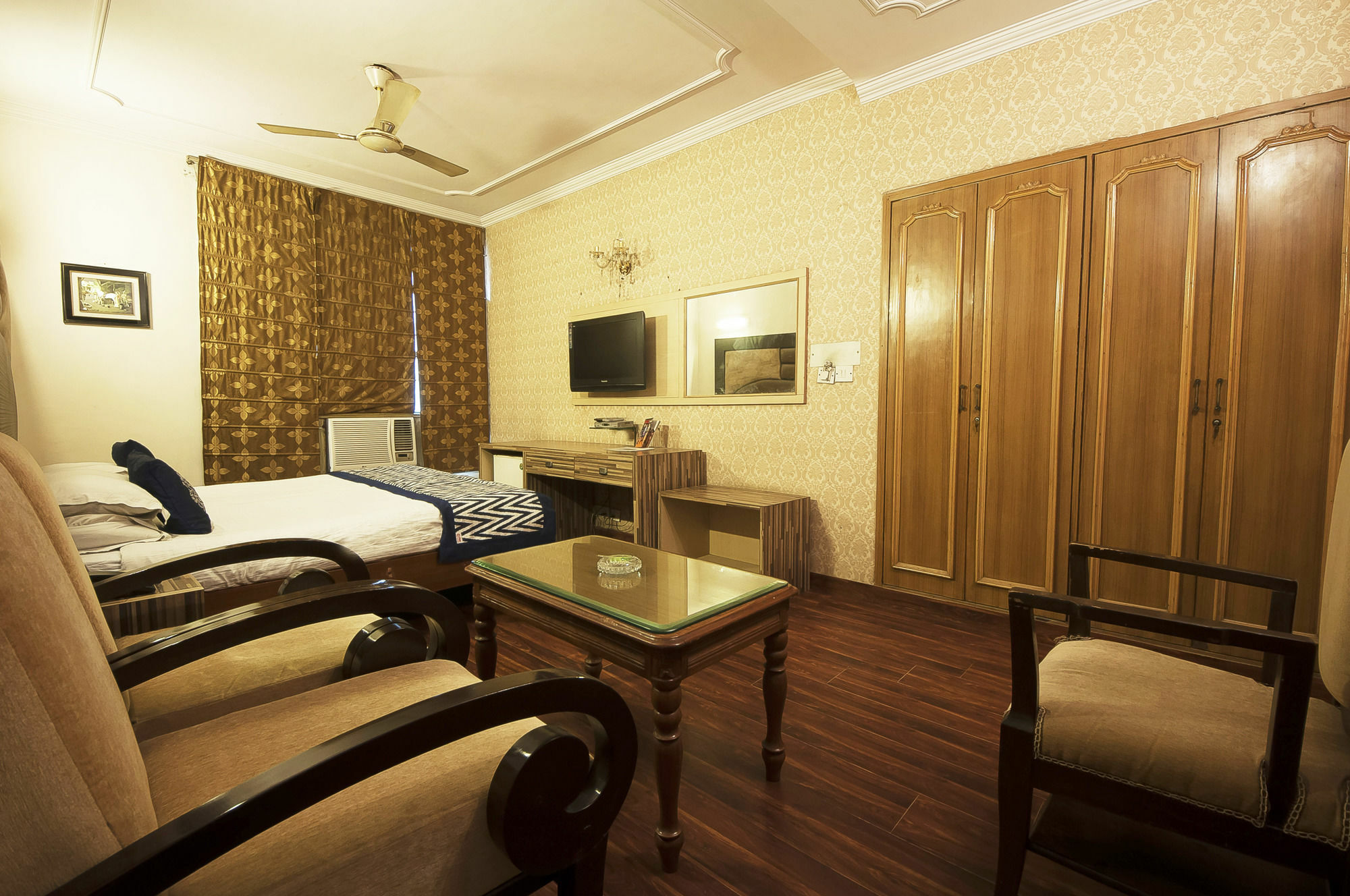 Golden Leaf Hotel New Delhi Eksteriør bilde