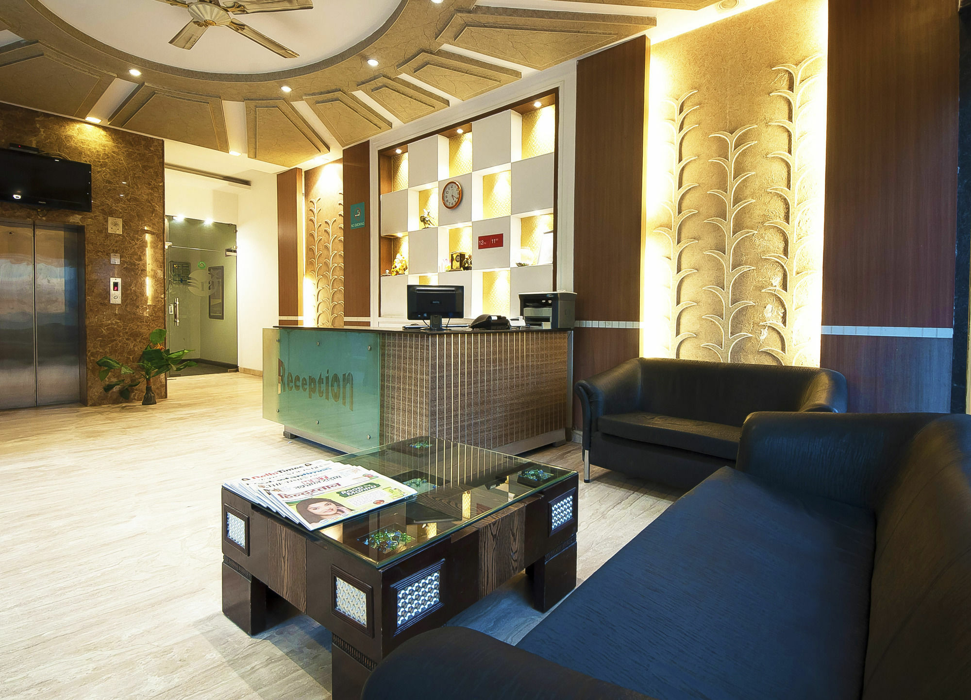 Golden Leaf Hotel New Delhi Eksteriør bilde
